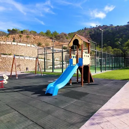 Daire Skyline 33 Two Bedroom With Sea Views