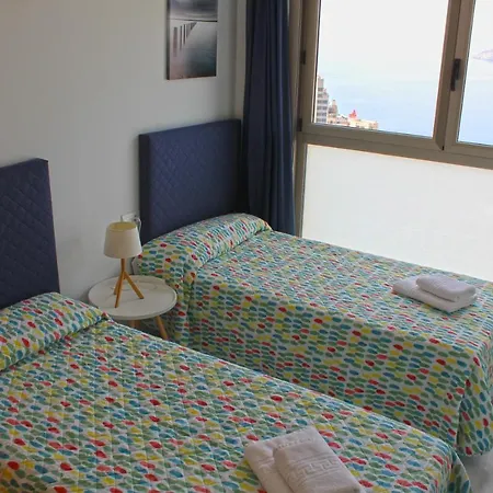 Skyline 33 Two Bedroom With Sea Views Daire Benidorm