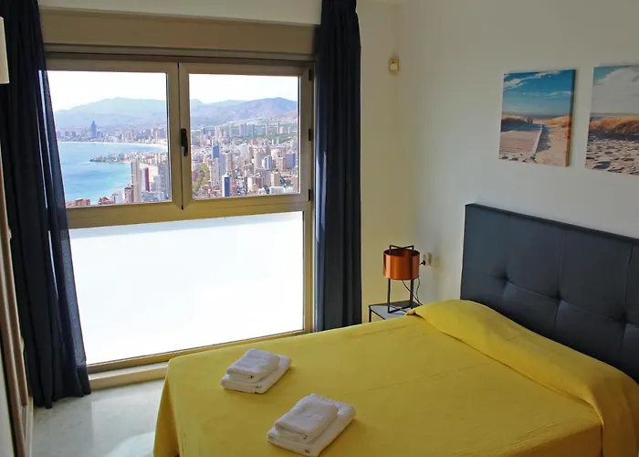 Skyline 33 Two Bedroom With Sea Views Benidorm